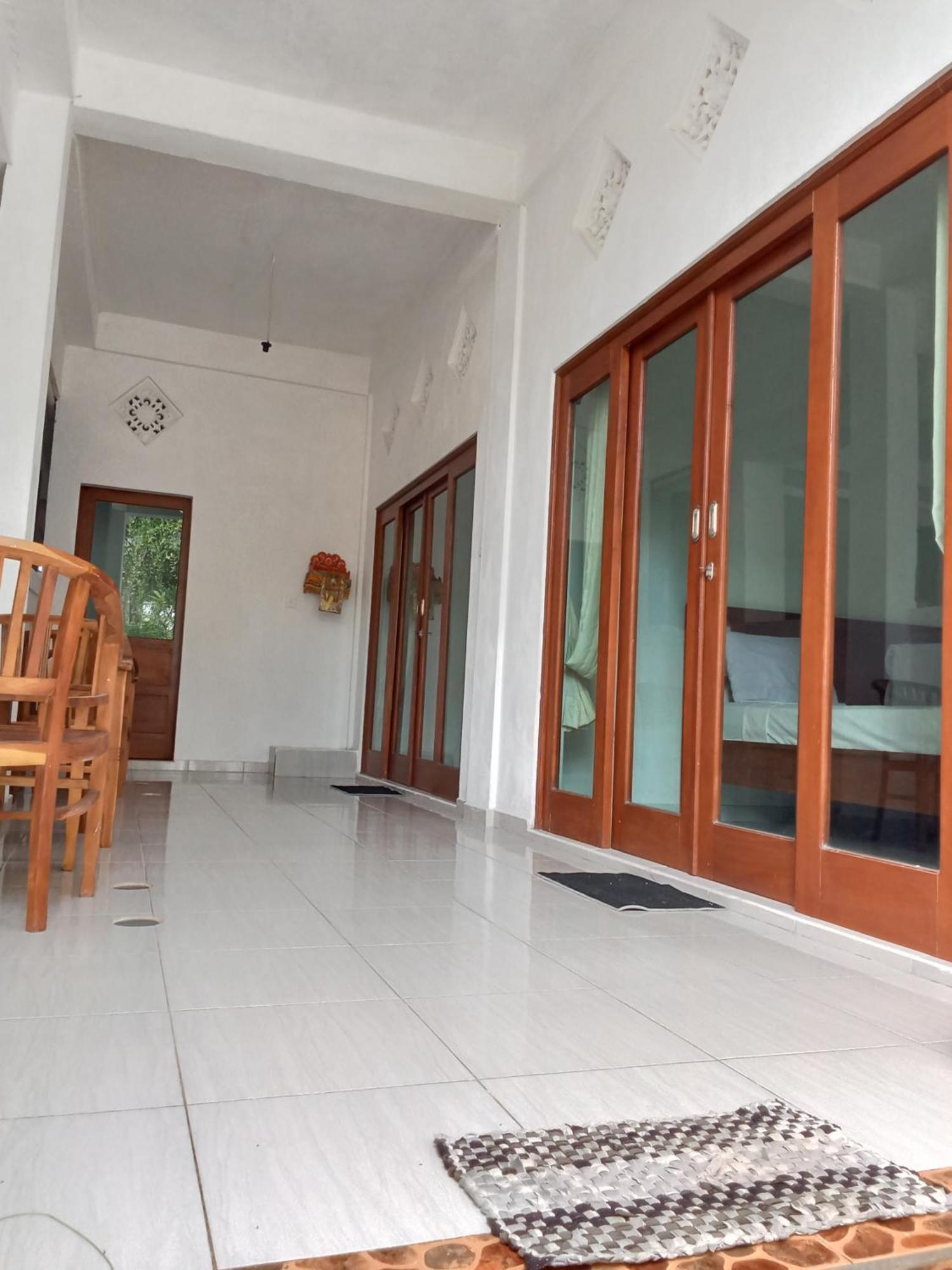 Komang Homestay Amed Esterno foto