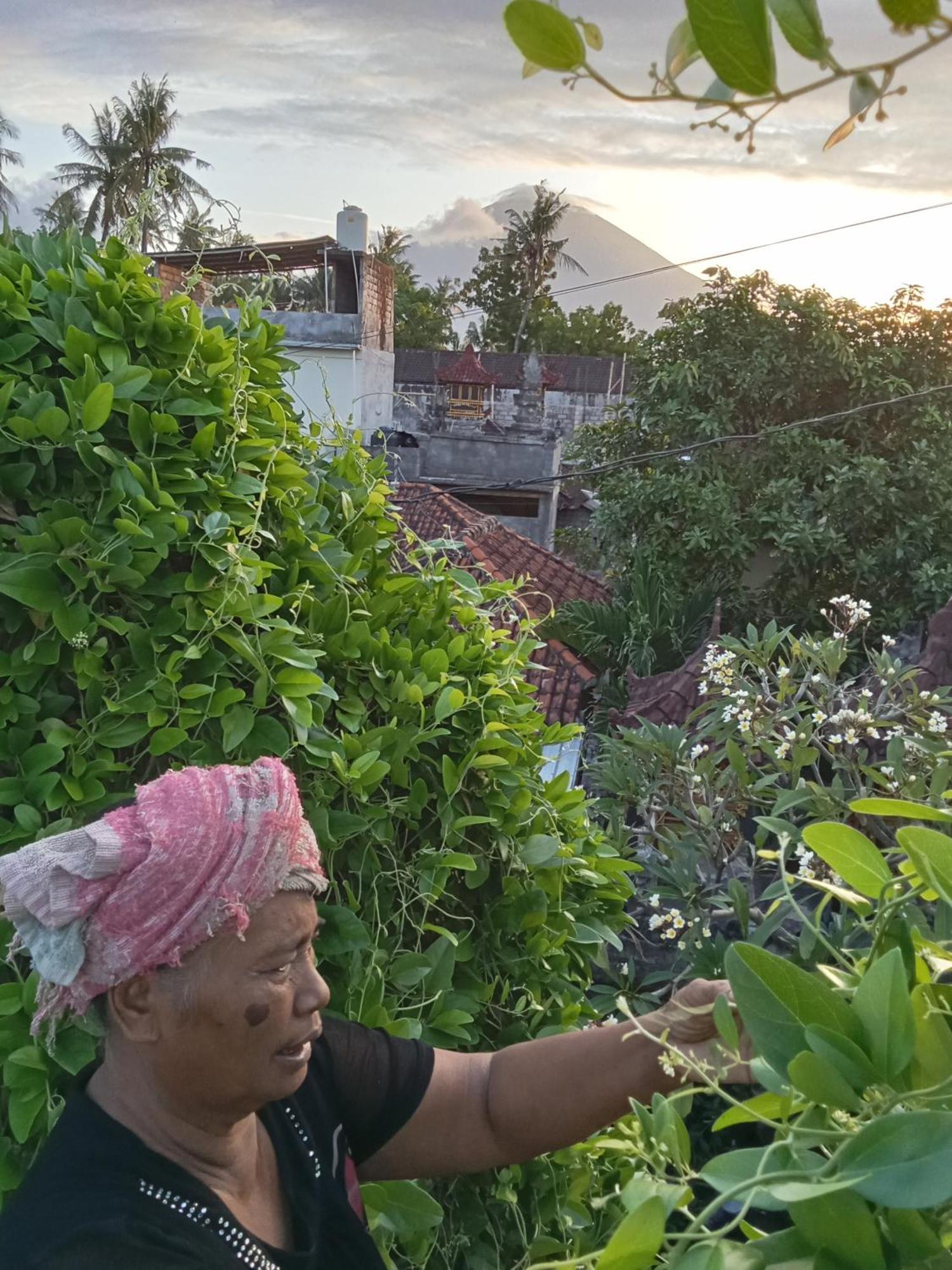 Komang Homestay Amed Esterno foto